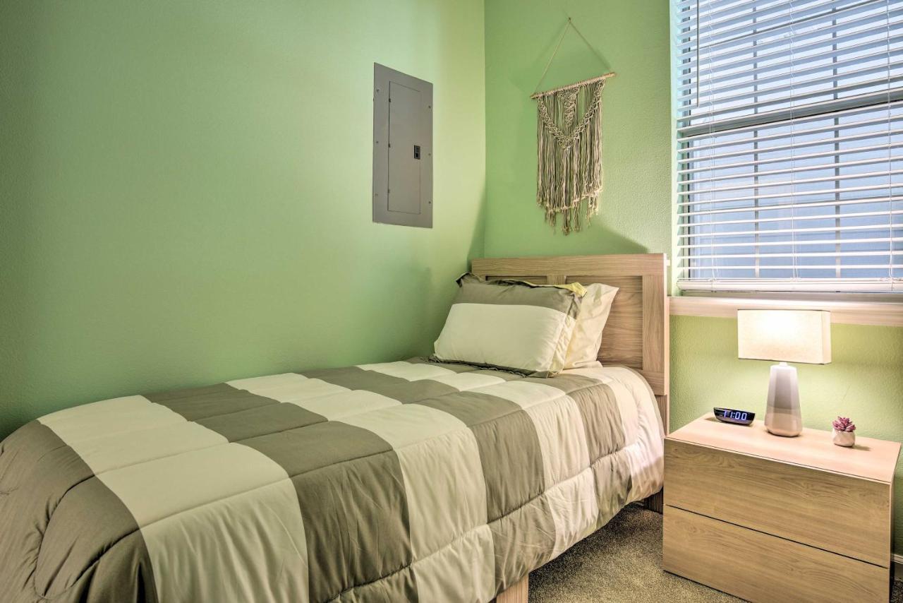 First-Floor Myrtle Beach Condo With Pool Access! ภายนอก รูปภาพ